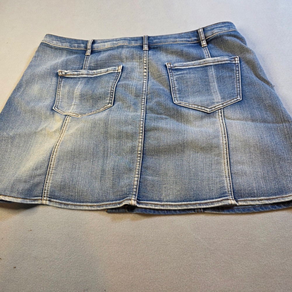 Faded Glory Denim Mini Skirt Womens 18 Blue Button Front Distressed A-Line - Picture 8 of 8
